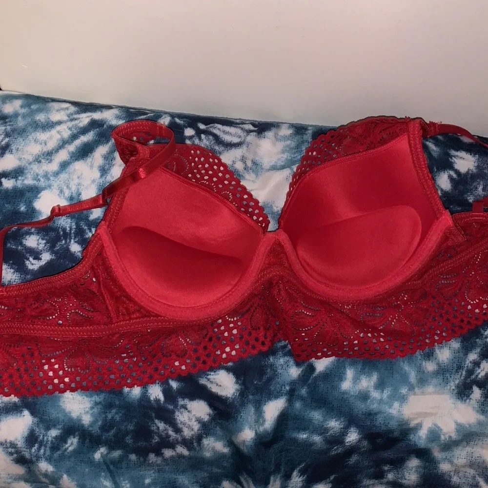 Bra - Picture 2 of 2